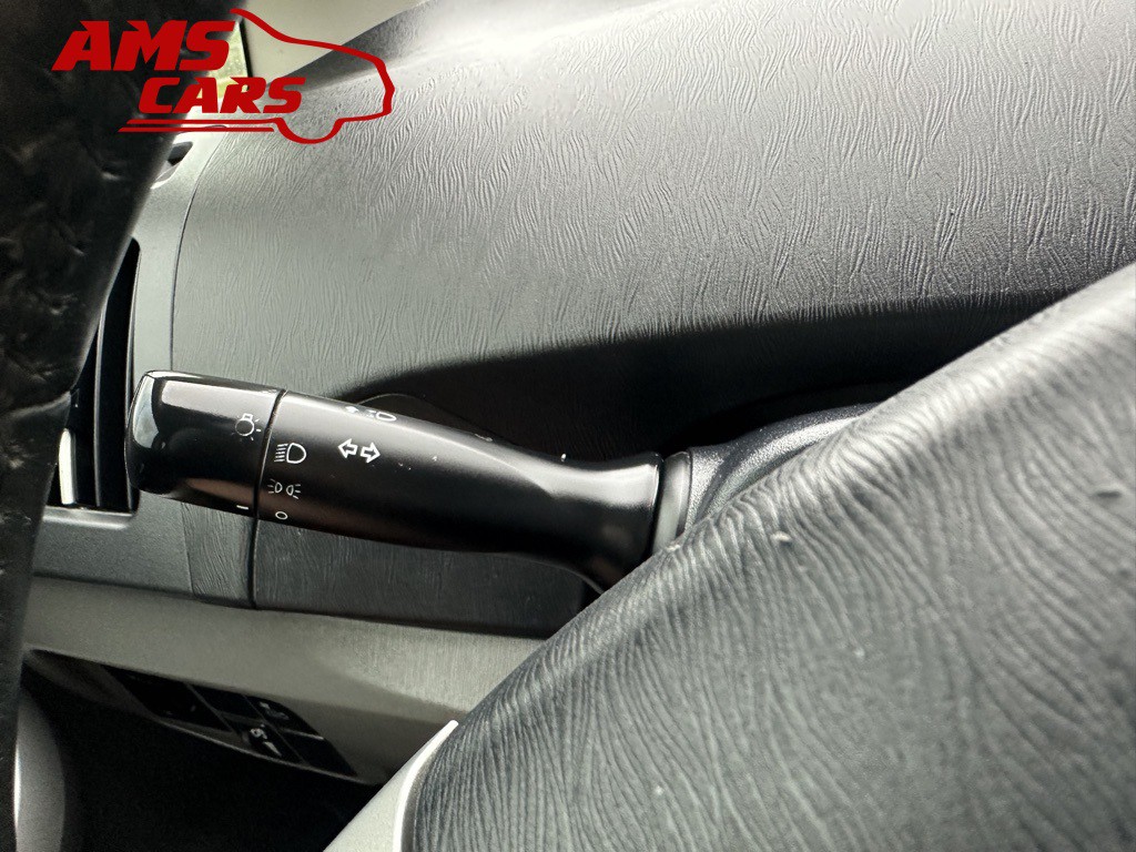 2010 Toyota Prius Image 23