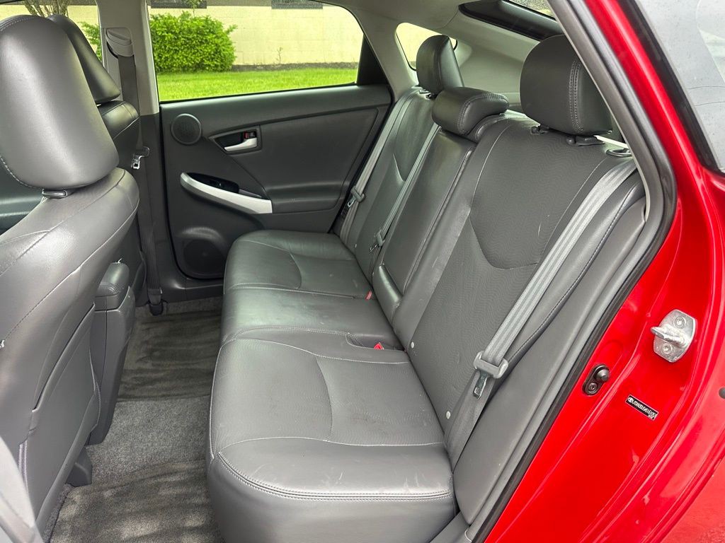 2010 Toyota Prius Image 14