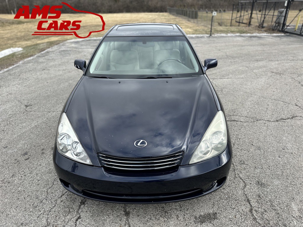 2003 Lexus ES Image 2