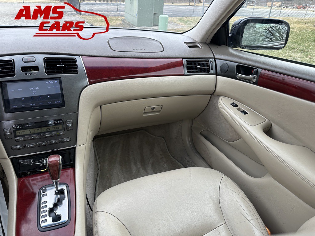 2003 Lexus ES Image 10