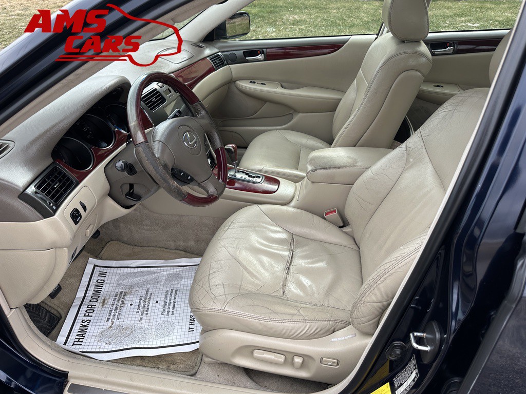 2003 Lexus ES Image 11