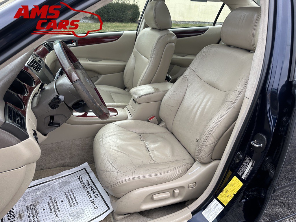 2003 Lexus ES Image 12