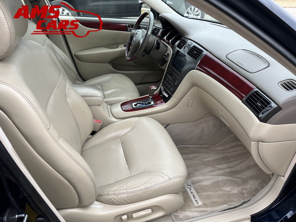 2003 Lexus ES Image 18