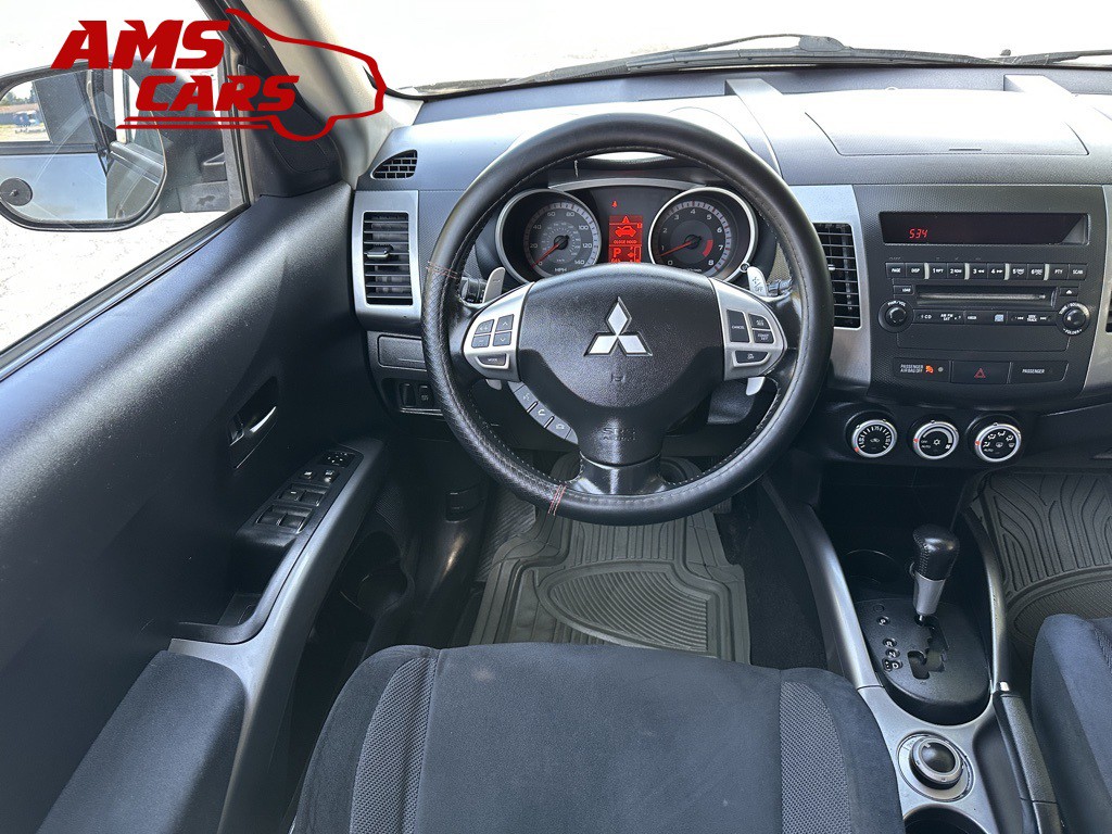 2007 Mitsubishi Outlander Image 7