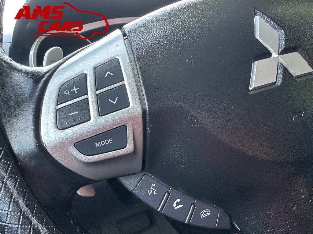 2007 Mitsubishi Outlander Image 24