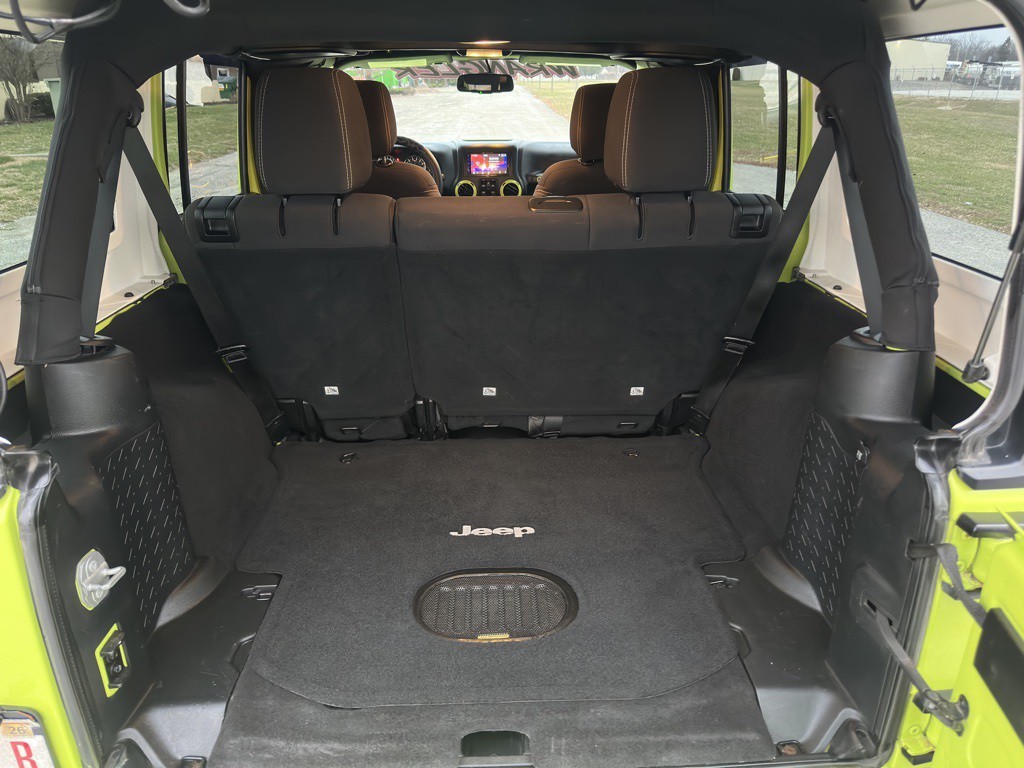 2016 Jeep Wrangler Image 9
