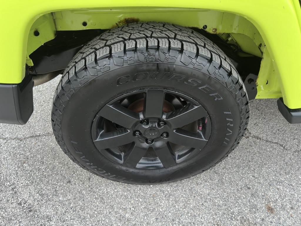 2016 Jeep Wrangler Image 16