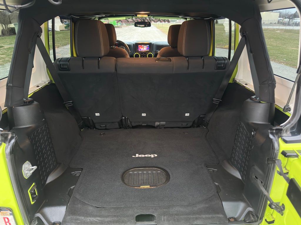 2016 Jeep Wrangler Image 9