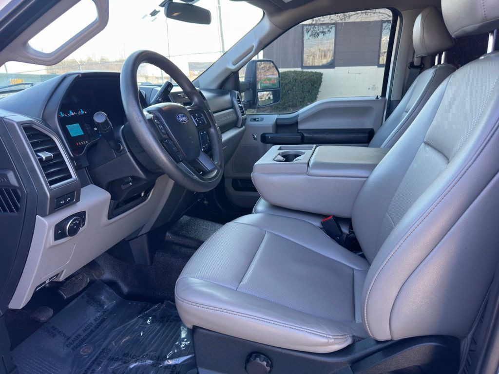 2021 Ford F-350 Image 10