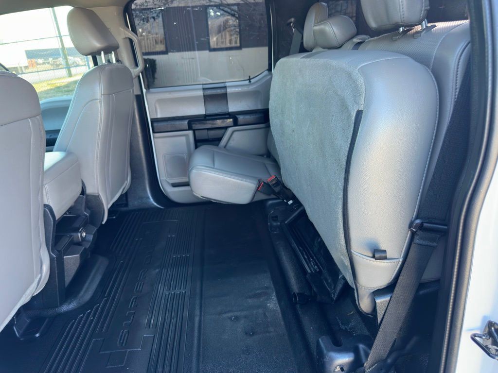 2021 Ford F-350 Image 15
