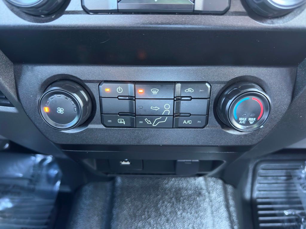 2021 Ford F-350 Image 27