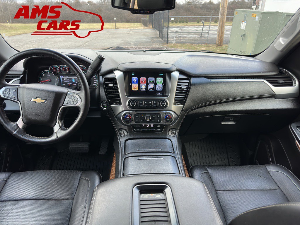 2017 Chevrolet Suburban Image 8