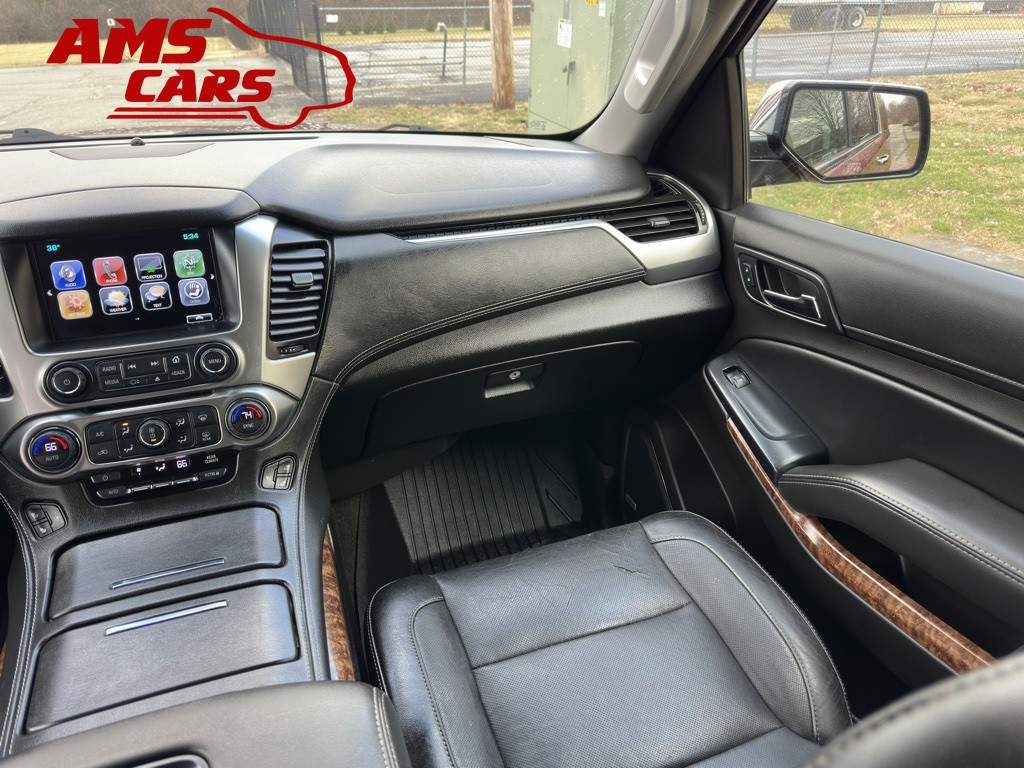 2017 Chevrolet Suburban Image 9