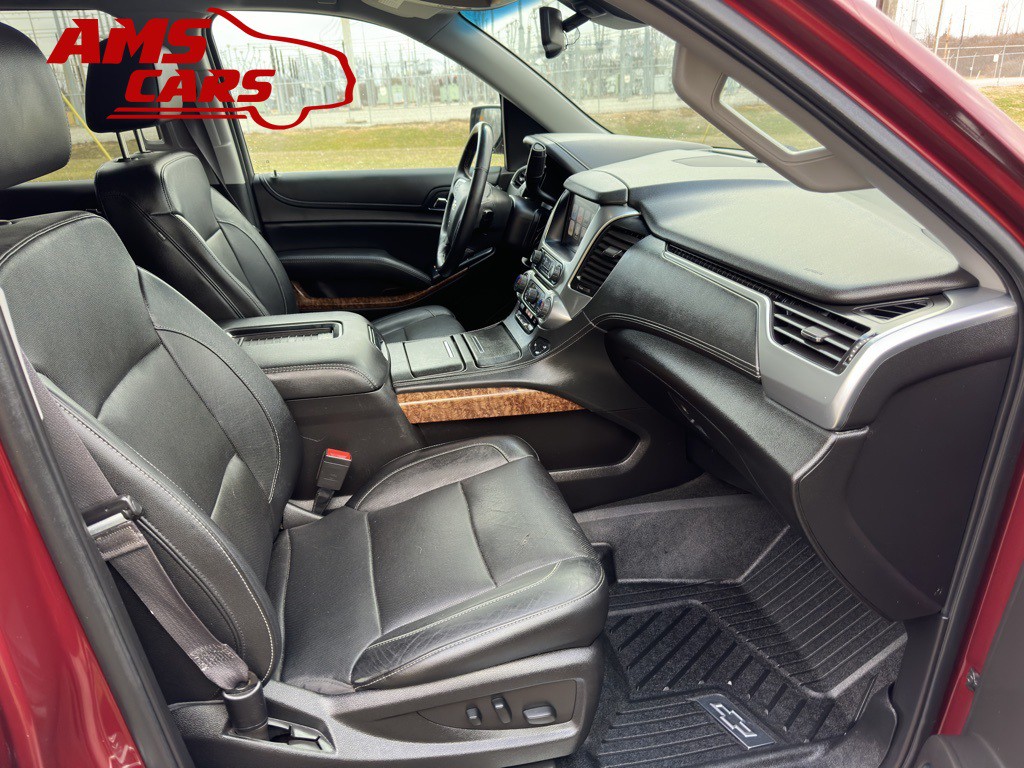 2017 Chevrolet Suburban Image 14