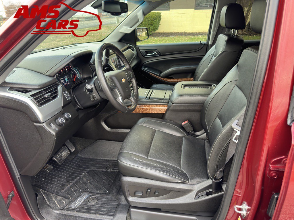 2017 Chevrolet Suburban Image 31