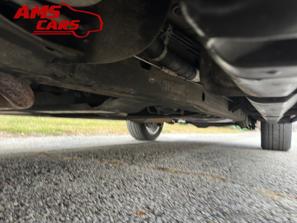 2017 Chevrolet Suburban Image 36