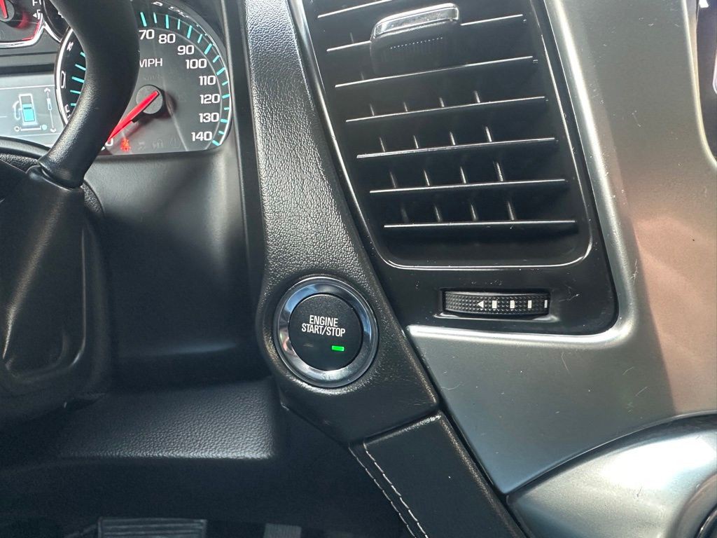 2017 Chevrolet Suburban Image 22