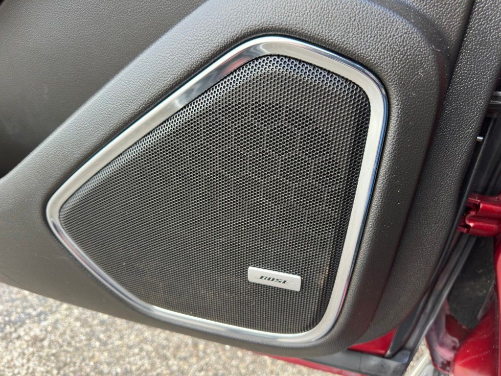 2017 Chevrolet Suburban Image 30