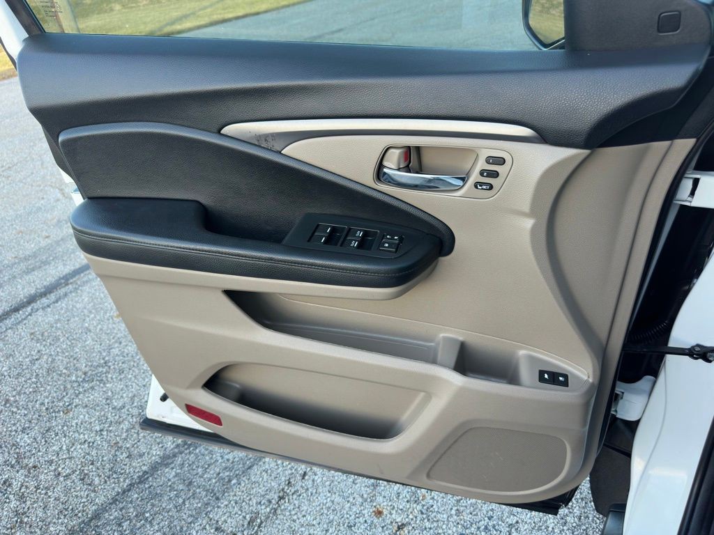 2022 Honda Pilot Image 36