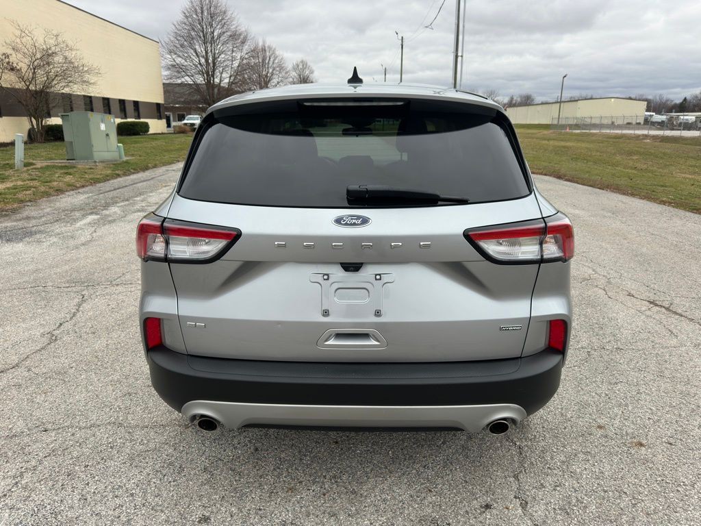 2021 Ford Escape Image 5