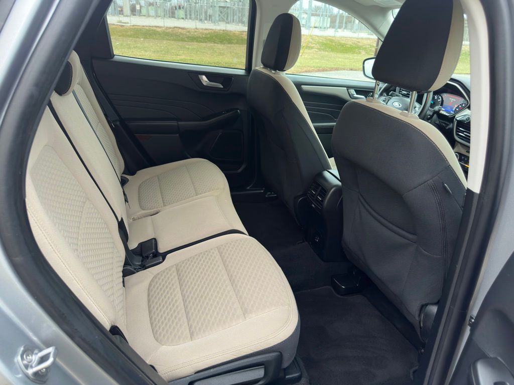 2021 Ford Escape Image 18