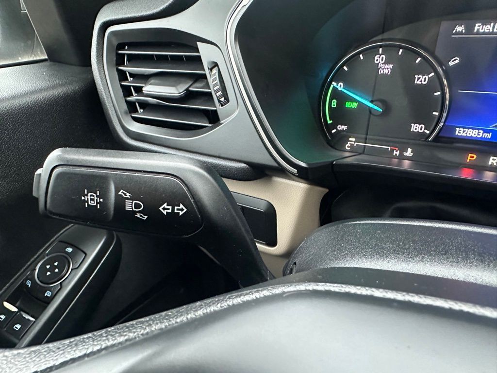 2021 Ford Escape Image 21