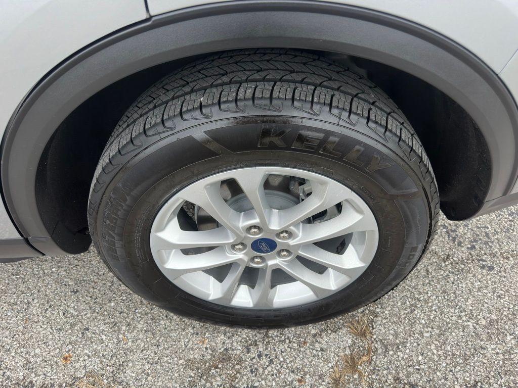 2021 Ford Escape Image 41