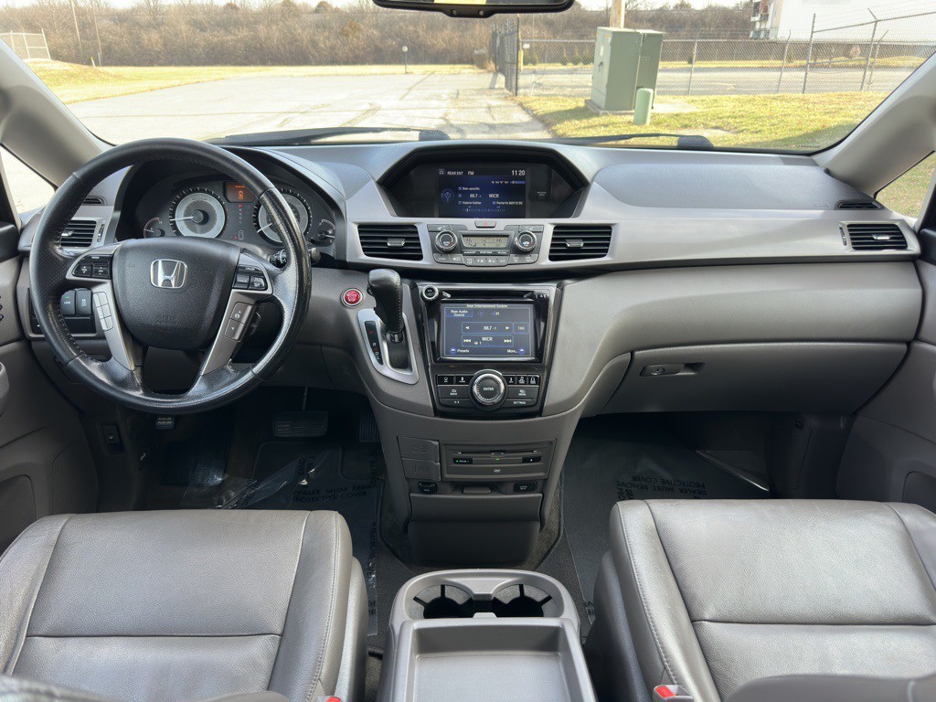 2016 Honda Odyssey Image 8