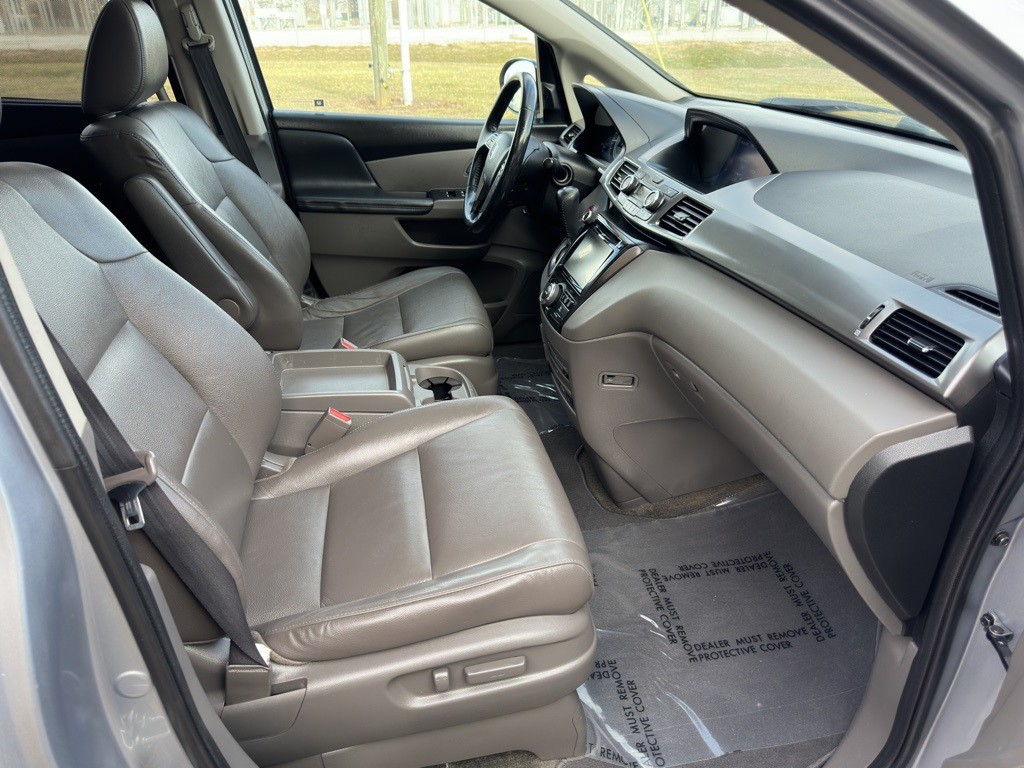 2016 Honda Odyssey Image 15