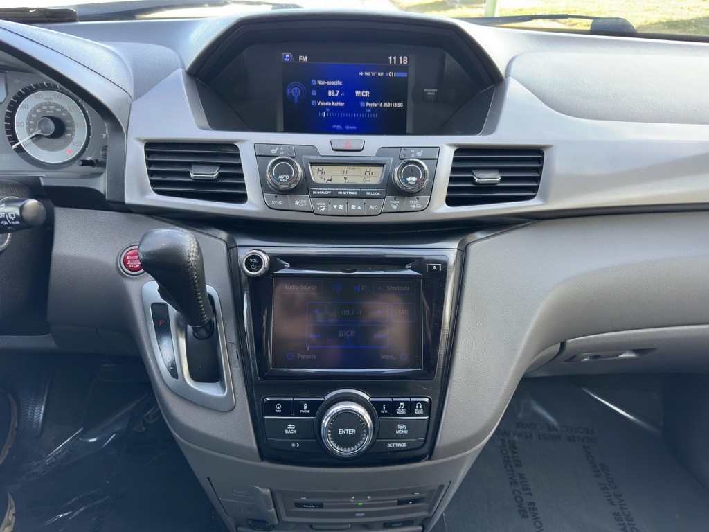 2016 Honda Odyssey Image 22
