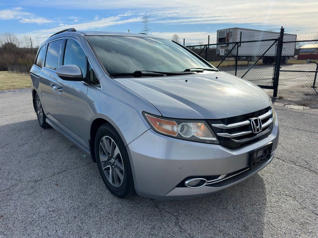 2016 Honda Odyssey Image 3