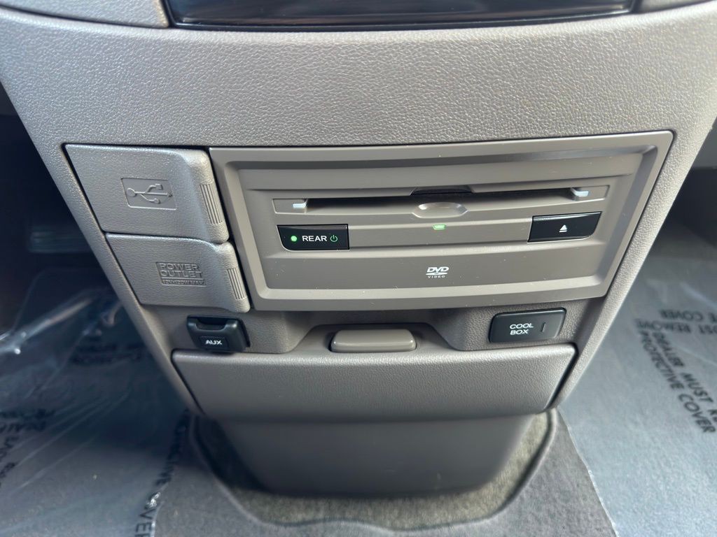 2016 Honda Odyssey Image 28