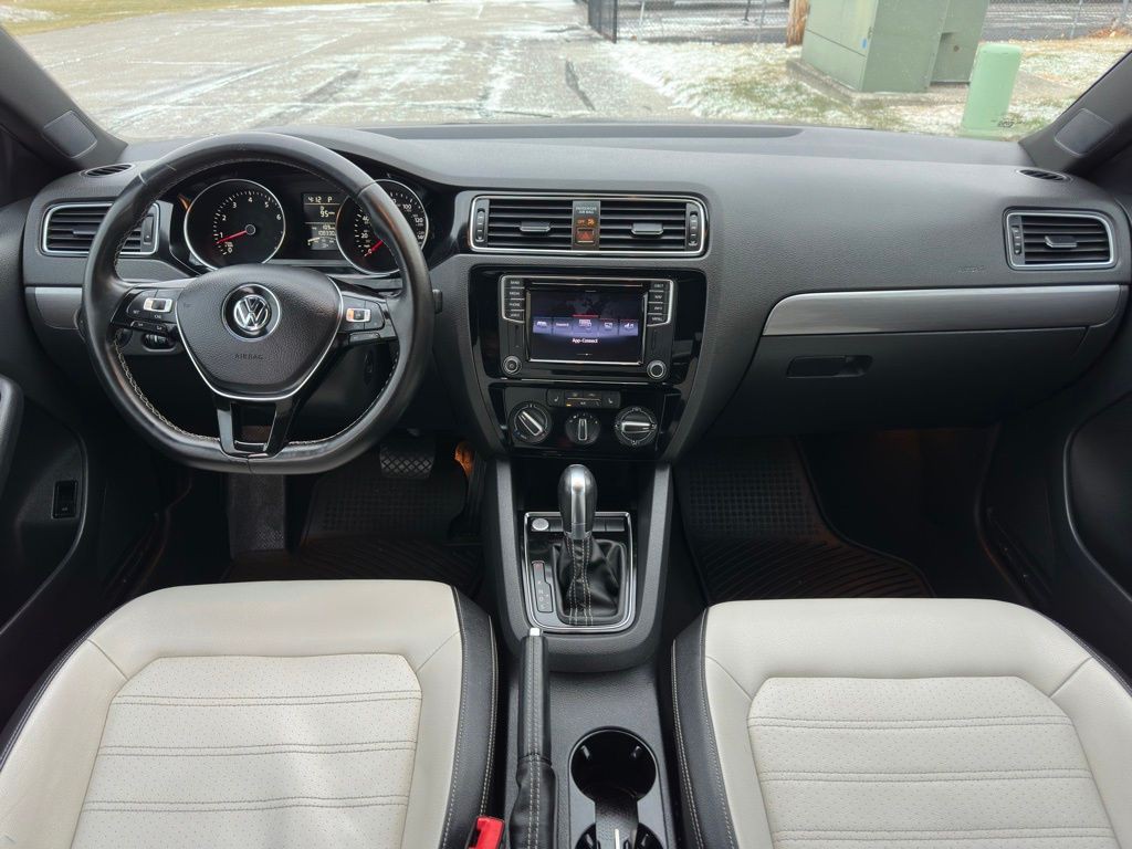 2016 Volkswagen Jetta Image 9