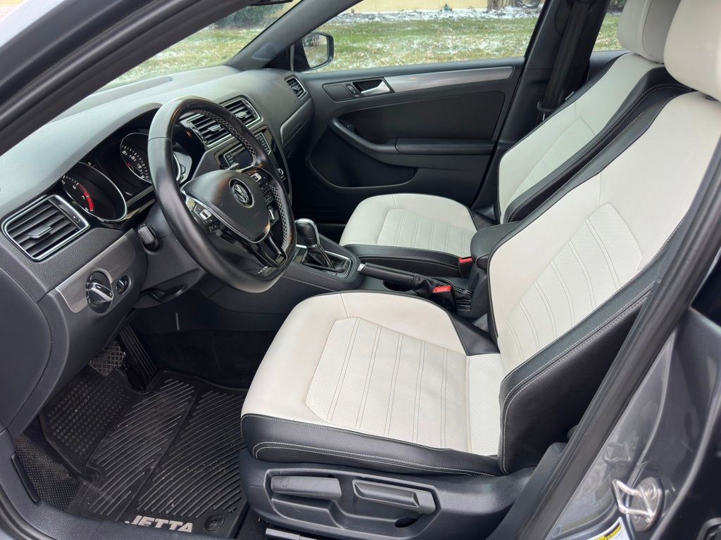 2016 Volkswagen Jetta Image 11