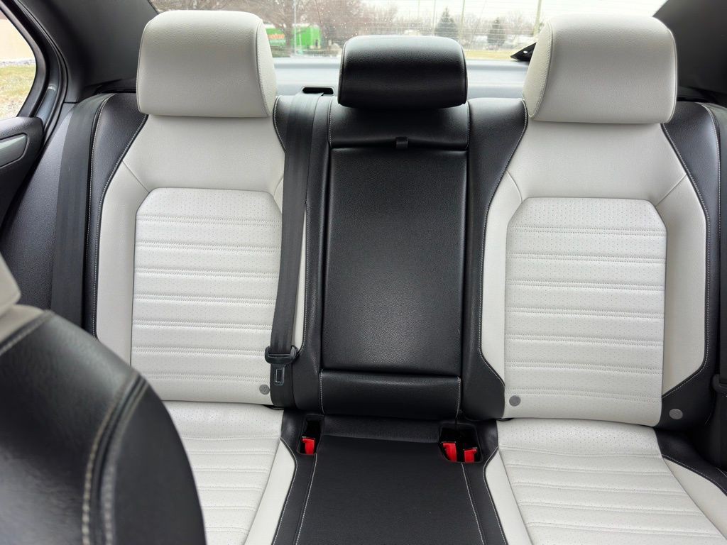 2016 Volkswagen Jetta Image 28