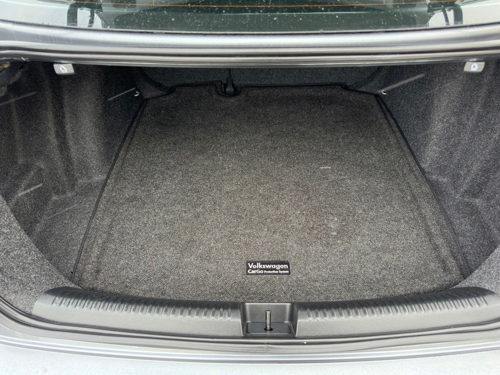 2016 Volkswagen Jetta Image 30