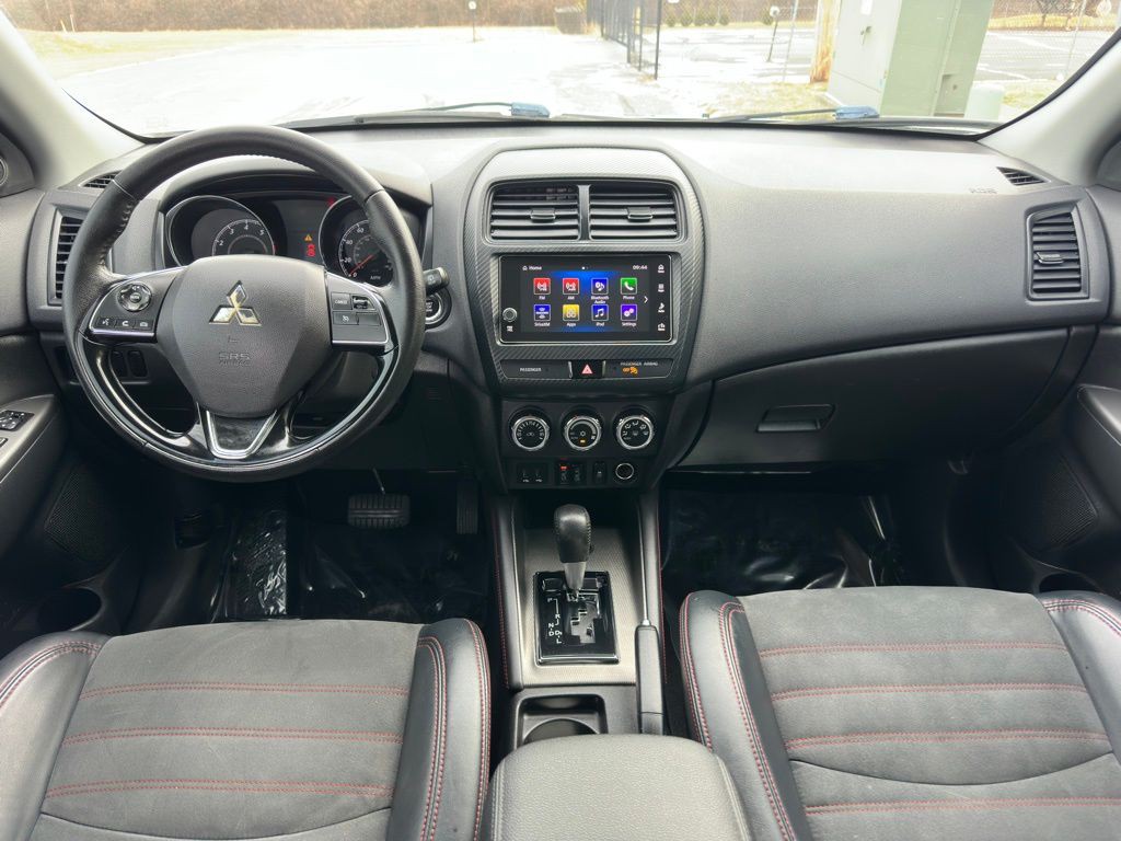 2018 Mitsubishi Outlander Image 7