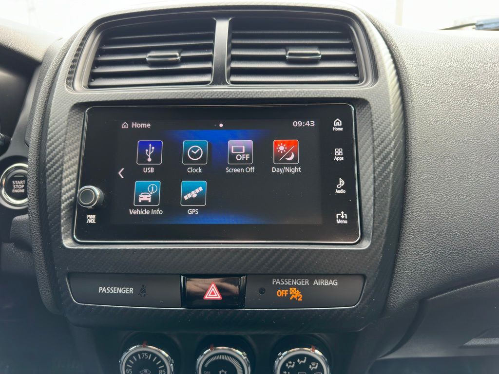 2018 Mitsubishi Outlander Image 22