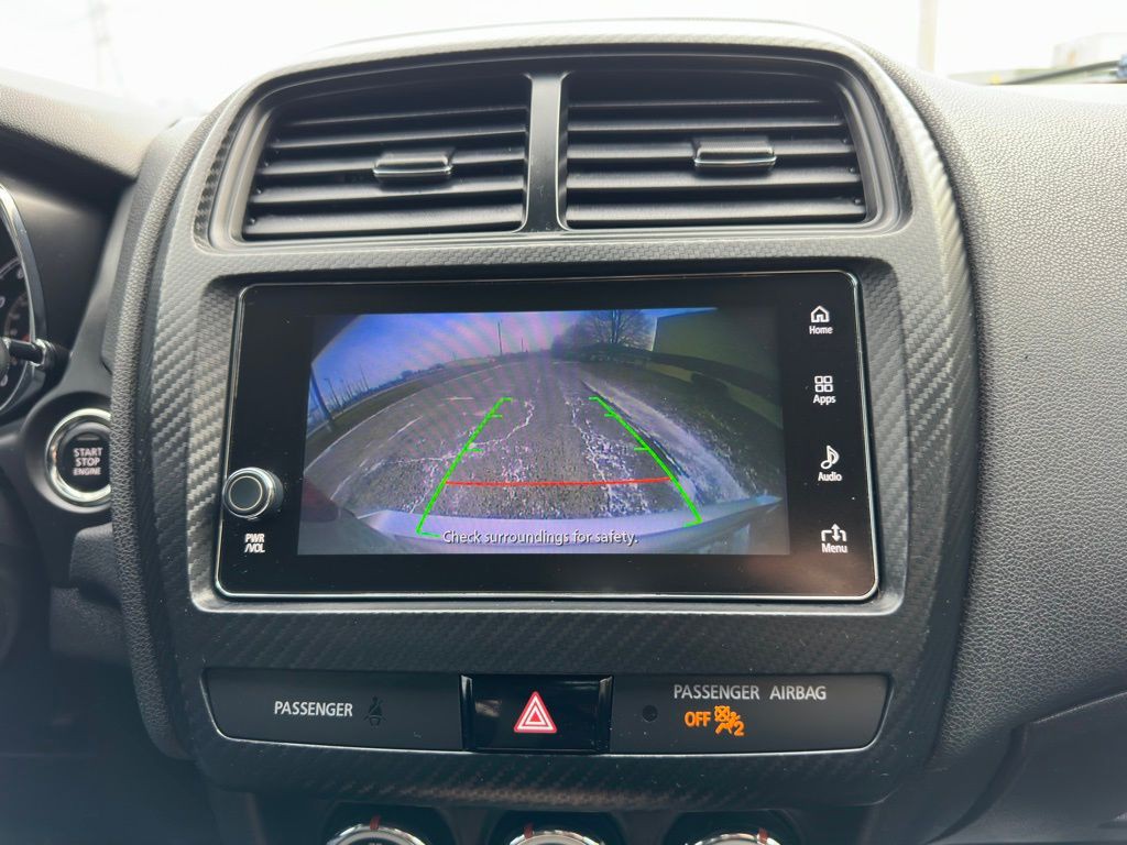 2018 Mitsubishi Outlander Image 23