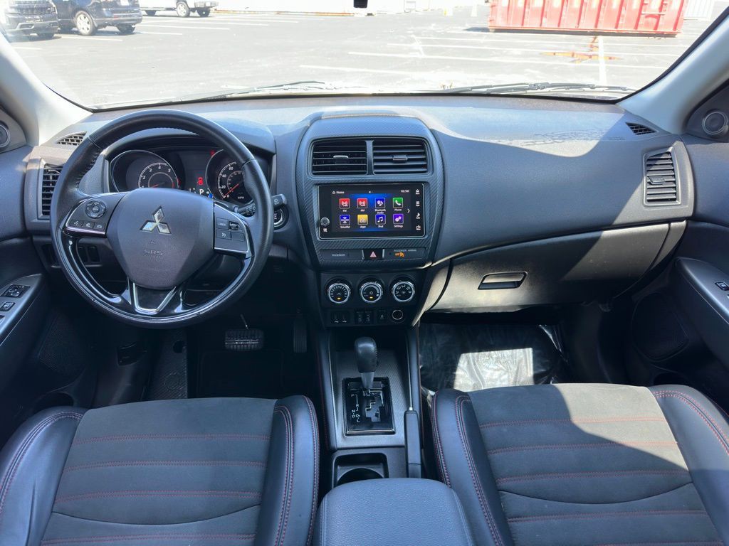 2018 Mitsubishi Outlander Image 7