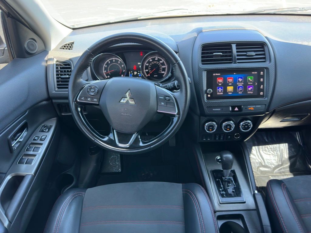 2018 Mitsubishi Outlander Image 8