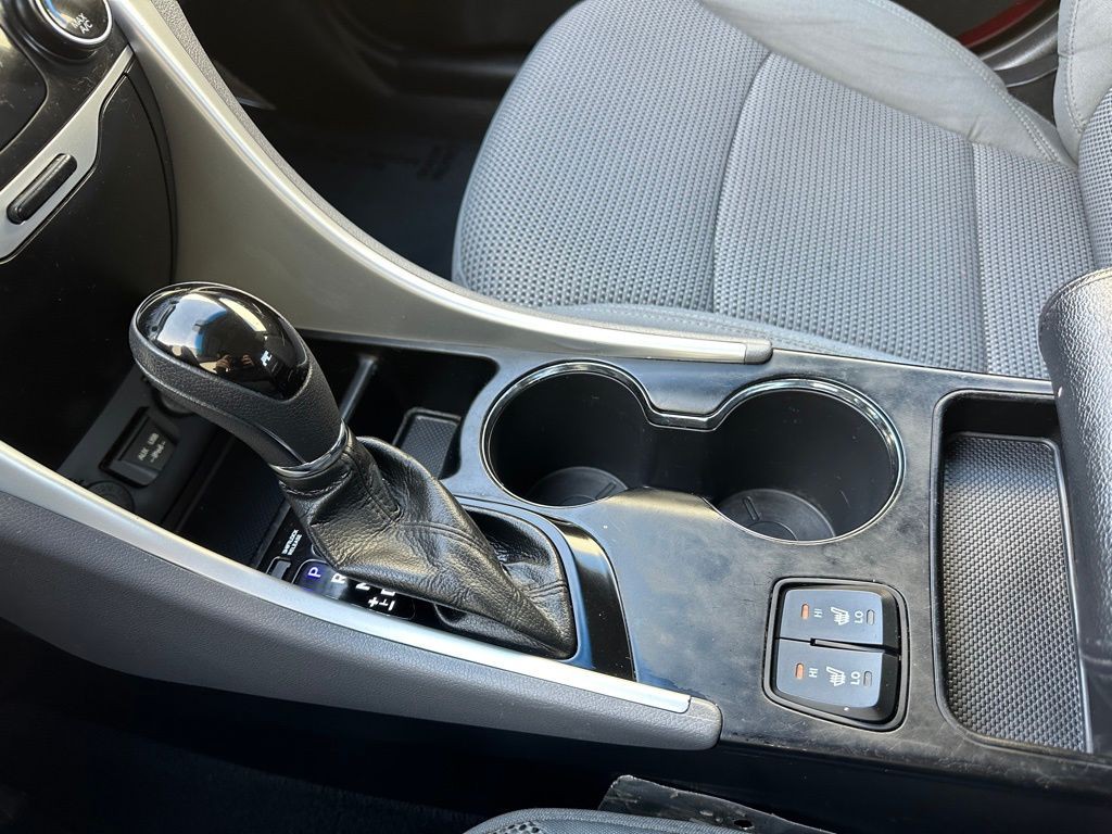 2013 Hyundai Sonata Image 17