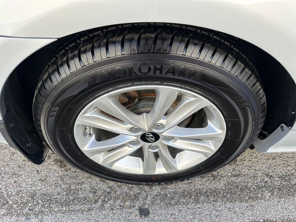 2013 Hyundai Sonata Image 25