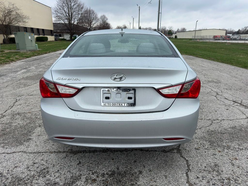 2013 Hyundai Sonata Image 5