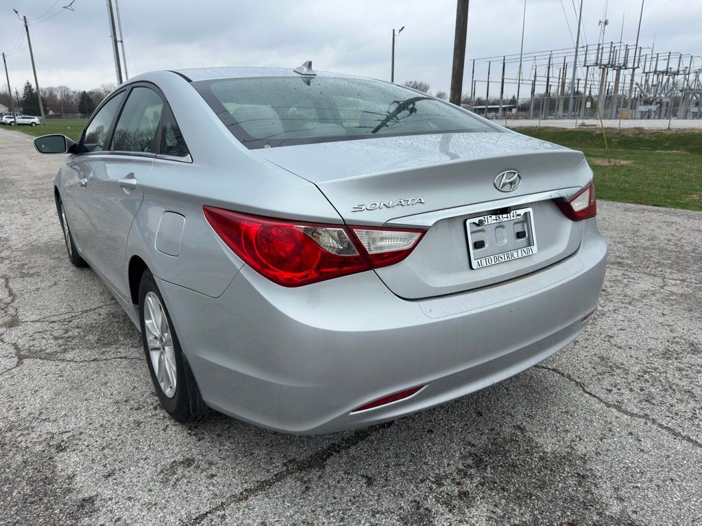 2013 Hyundai Sonata Image 6