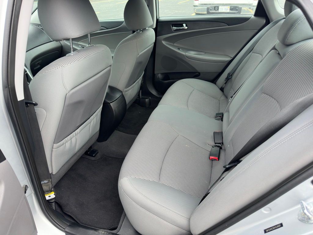 2013 Hyundai Sonata Image 11