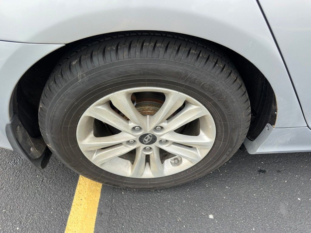 2013 Hyundai Sonata Image 28