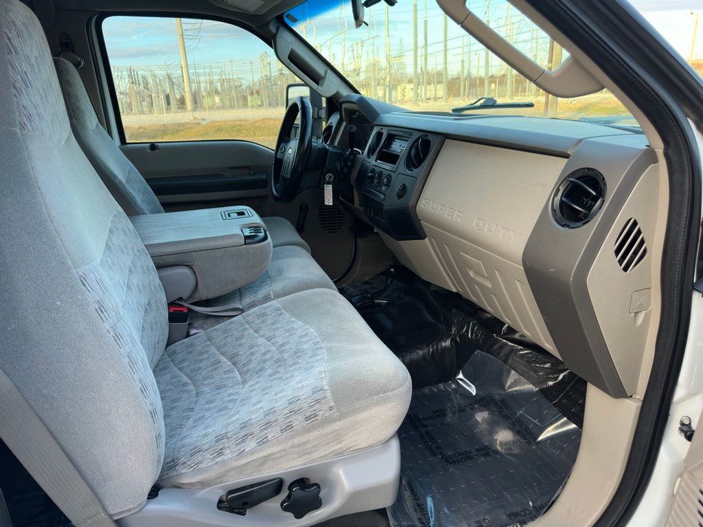 2008 Ford F-250 Image 16