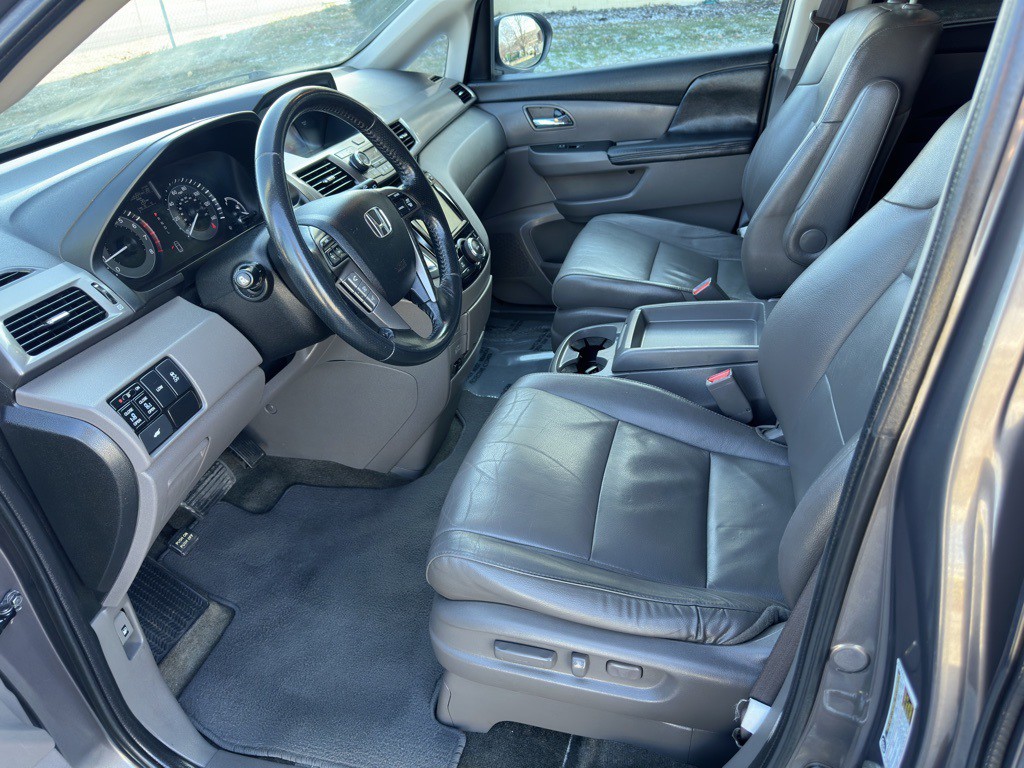 2016 Honda Odyssey Image 10