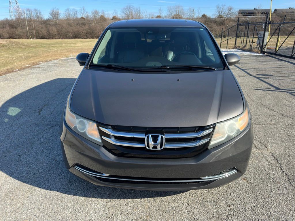 2016 Honda Odyssey Image 2